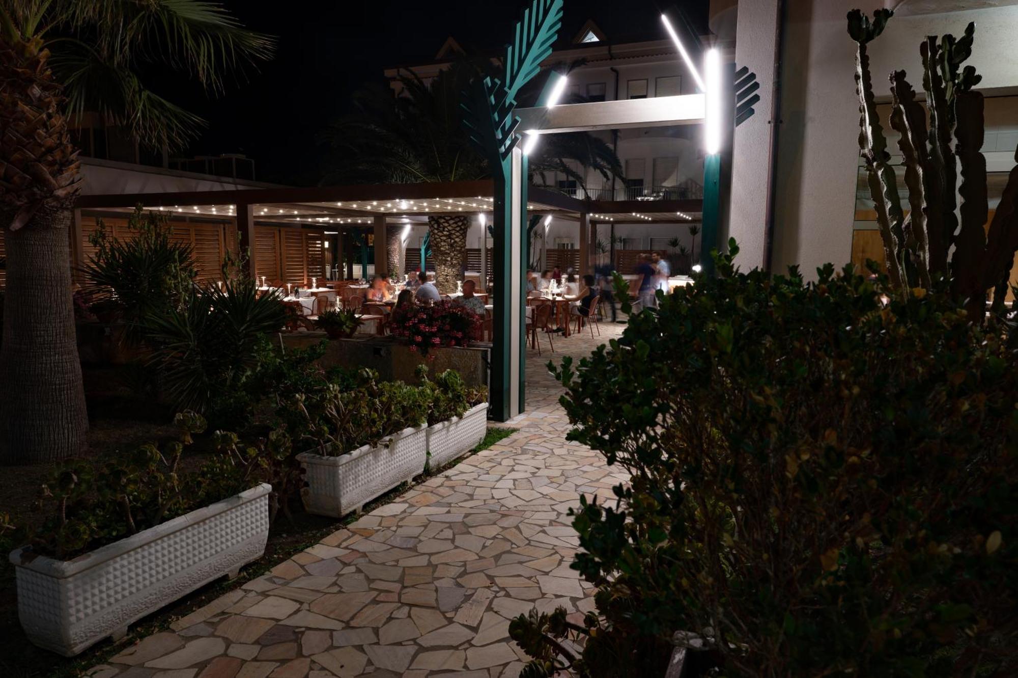 Hotel Garden Praia a Mare Extérieur photo